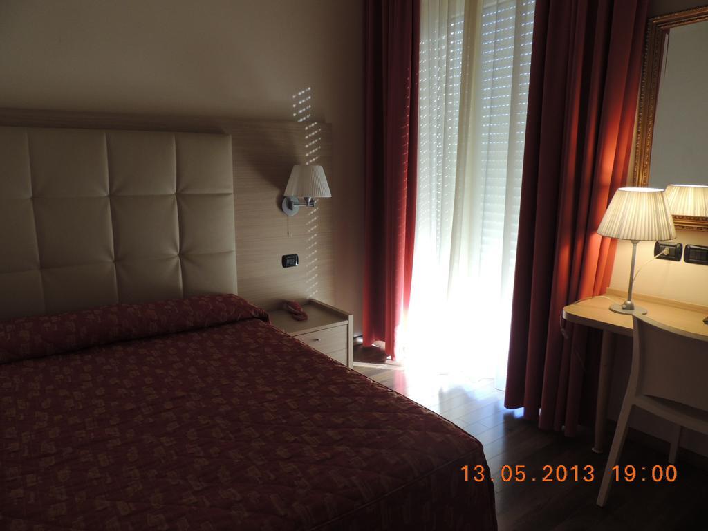 Hotel Gasparina Castelnuovo del Garda Cameră foto